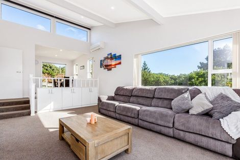 Photo of property in 8 Japonica Crescent, Ranui, Porirua, 5024
