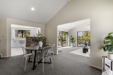 Photo of property in 14 Sainsbury Road, Fernhill, Queenstown, 9300