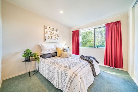 Photo of property in 7 Mariners Way, Whitby, Porirua, 5024