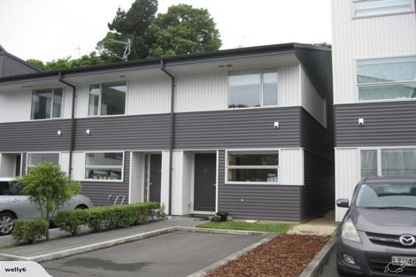 Photo of property in 11/8u Thatcher Crescent, Crofton Downs, Wellington, 6035