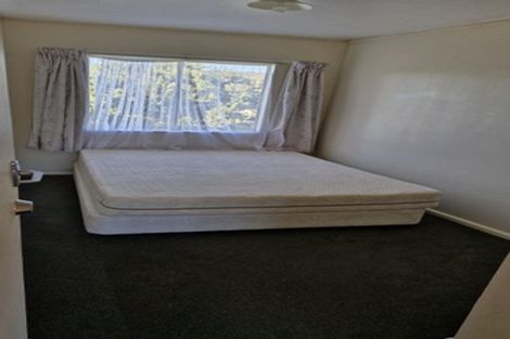 Photo of property in 112 Dowse Drive, Maungaraki, Lower Hutt, 5010