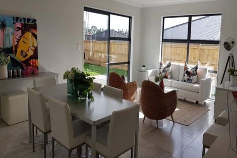 Photo of property in 30 Tyler Davies Drive, Red Beach, 0932