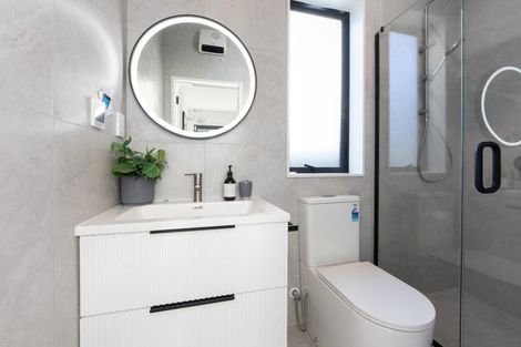Photo of property in 3a Pendlebury Street, Green Bay, Auckland, 0604