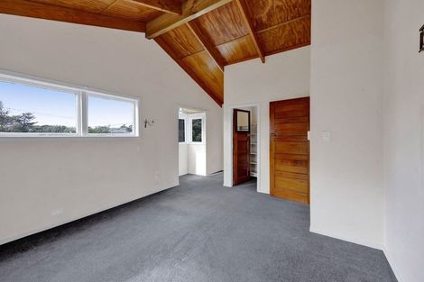 Photo of property in 52 Kawei Road, Ohawe, Hawera, 4671