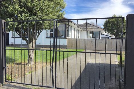 Photo of property in 4 Oriana Crescent, Hornby, Christchurch, 8042