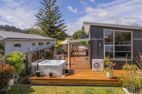 Photo of property in 36 Oyster Drive, Cooks Beach, Whitianga, 3591