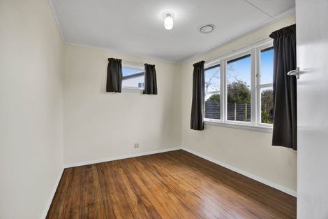 Photo of property in 5 Kepa Street, Ohawe, Hawera, 4671