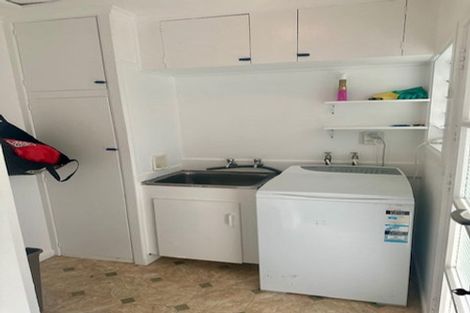 Photo of property in 1/5 Sydney Street, Hauraki, Auckland, 0622