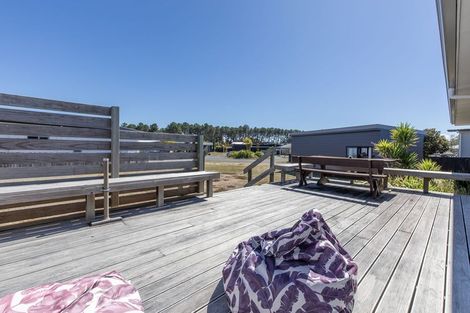 Photo of property in 15 Wai Matangi Place, Motuoapa, 3382
