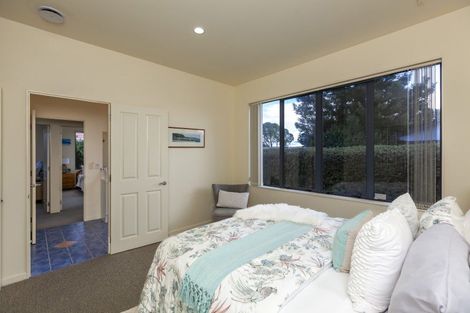 Photo of property in 22 Rifleman Lane, Paraparaumu Beach, Paraparaumu, 5032