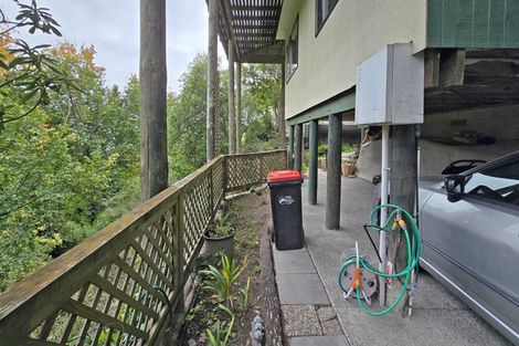 Photo of property in 27 Burns Road, Hospital Hill, Napier, 4110