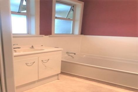 Photo of property in 18 Cornwall Street, Levin, 5510