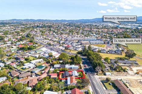 Photo of property in 159 Te Atatu Road, Te Atatu South, Auckland, 0610