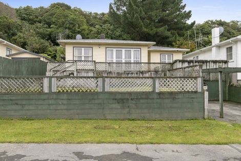 Photo of property in 8 Puriri Street, Wainuiomata, Lower Hutt, 5014