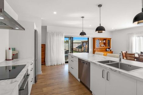 Photo of property in 6 Simon Street, Tawhero, Whanganui, 4501