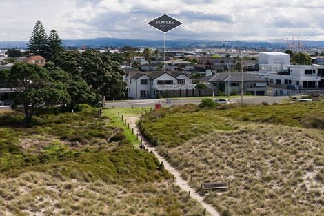 Photo of property in 4 Oceanbeach Road, Mount Maunganui, 3116
