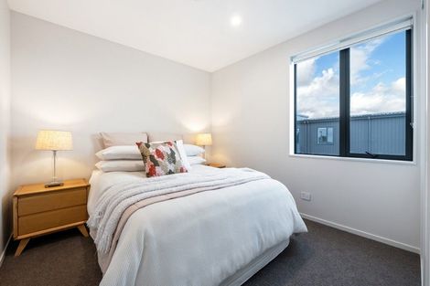 Photo of property in 43 Ngakoro Road, Karaka, Papakura, 2113