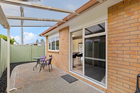 Photo of property in 11a Riverside Road, Orewa, 0931