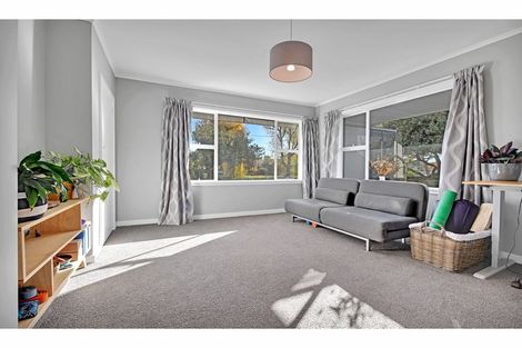 Photo of property in 257 Fifield Terrace, Opawa, Christchurch, 8023