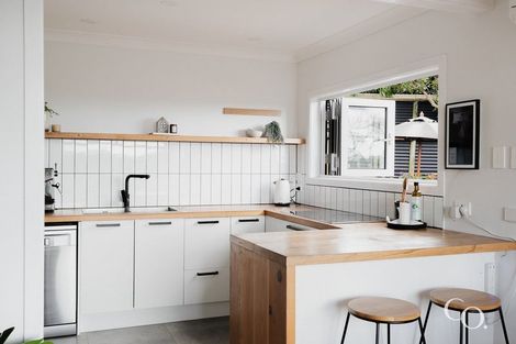 Photo of property in 14 Kingswood Road, Brookfield, Tauranga, 3110