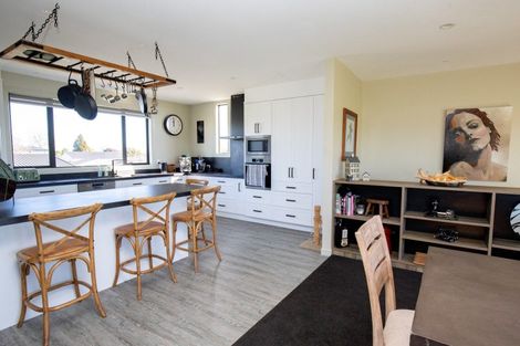 Photo of property in 3 Mcquarrie Place, Ngatea, 3503