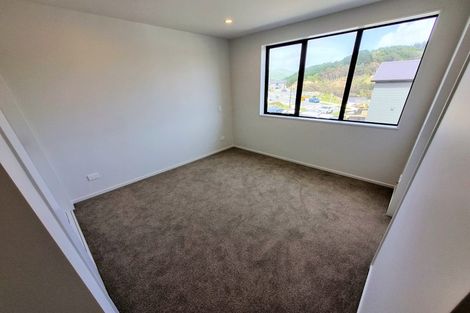 Photo of property in 17 Bee Lane, Whitby, 5024