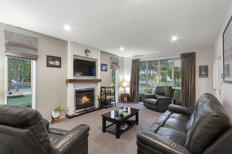 Photo of property in 1 Caleb Place, Northwood, Christchurch, 8051