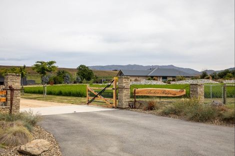 Photo of property in 57 Golden Road, Springvale, Alexandra, 9393