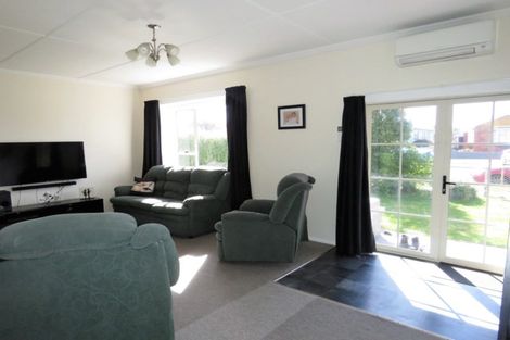 Photo of property in 19 Teviot Street, Oamaru North, Oamaru, 9400