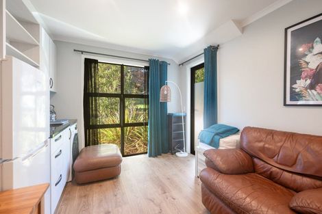 Photo of property in 2 Village Lane, Stoke, Nelson, 7011