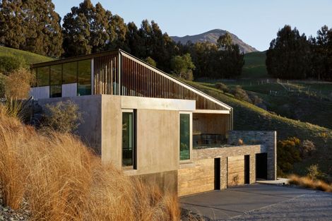 Photo of property in 68 Sicilian Lane, Lake Hayes, Queenstown, 9371