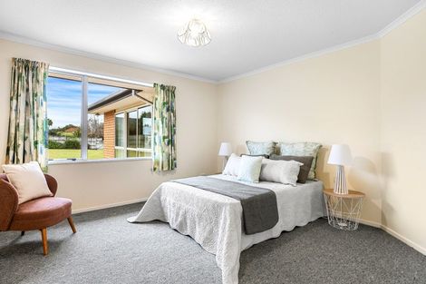 Photo of property in 49 Stonebridge Way, Prebbleton, 7604