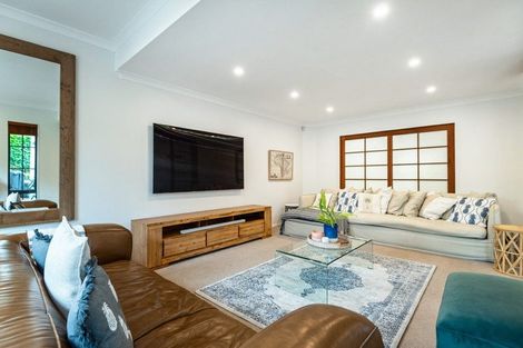 Photo of property in 8a Onepoto Road, Hauraki, Auckland, 0622