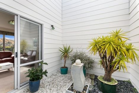 Photo of property in 4 Ronald Woolf Place, Churton Park, Wellington, 6037