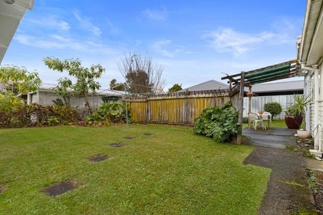 Photo of property in 20 Liston Crescent, Hillcrest, Hamilton, 3216