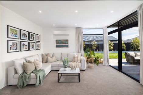 Photo of property in 6 O'rourke Place, Casebrook, Christchurch, 8051