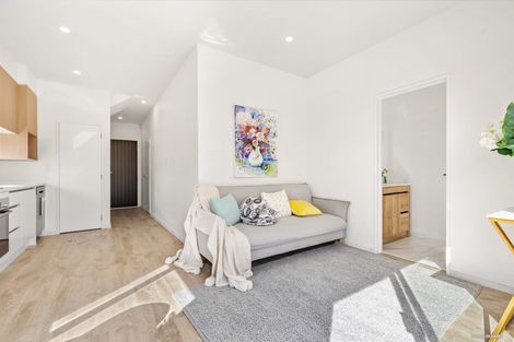 Photo of property in 4c Unsworth Drive, Unsworth Heights, Auckland, 0632
