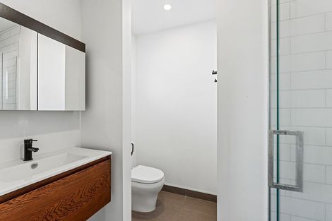 Photo of property in 229 Weston Road, St Albans, Christchurch, 8052