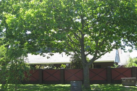 Photo of property in 278 Memorial Avenue, Burnside, Christchurch, 8053