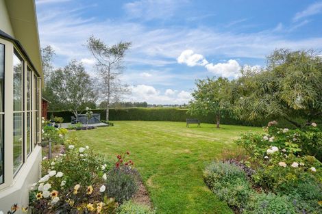 Photo of property in 38b Winton Lorneville Highway, Winton, 9781