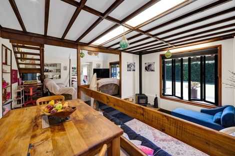 Photo of property in 9 Beach Road, Patea, 4520