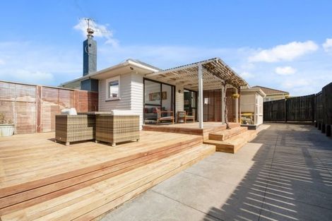 Photo of property in 24 Ingram Street, Papakura, 2110