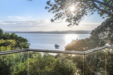 Photo of property in 109c Pah Road, Cockle Bay, Auckland, 2014