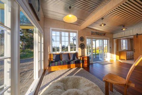 Photo of property in 98 Taonui Road, Aorangi, Feilding, 4775
