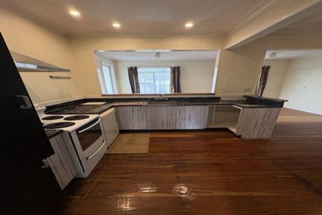 Photo of property in 1406 Woodstock Avenue, Mayfair, Hastings, 4122