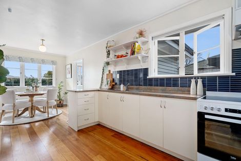 Photo of property in 27 Richmond Street, Cambridge, 3434