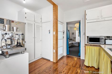 Photo of property in 183a Sutherland Road, Lyall Bay, Wellington, 6022