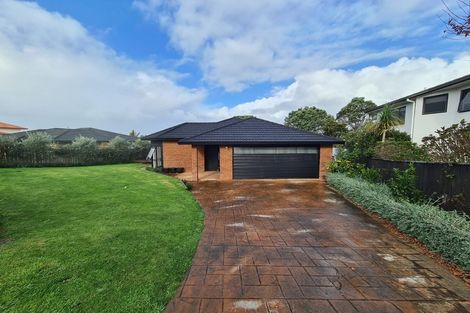 Photo of property in 16 Chatswood Grove, Fitzroy, New Plymouth, 4312
