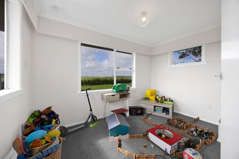 Photo of property in 376 Manaia Road, Manaia, Hawera, 4678