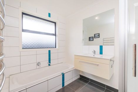 Photo of property in 27a Poole Street, Feilding, 4702